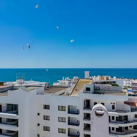 Апартаменты Kikiana House *