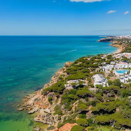 Kikiana House Апартаменты